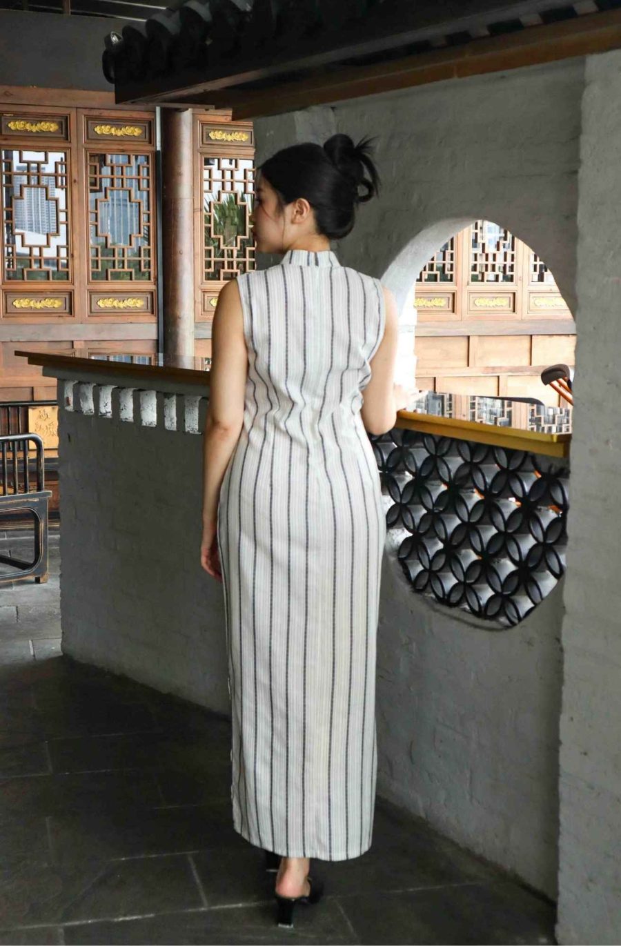 Vintage Striped Cheongsam - Image 3