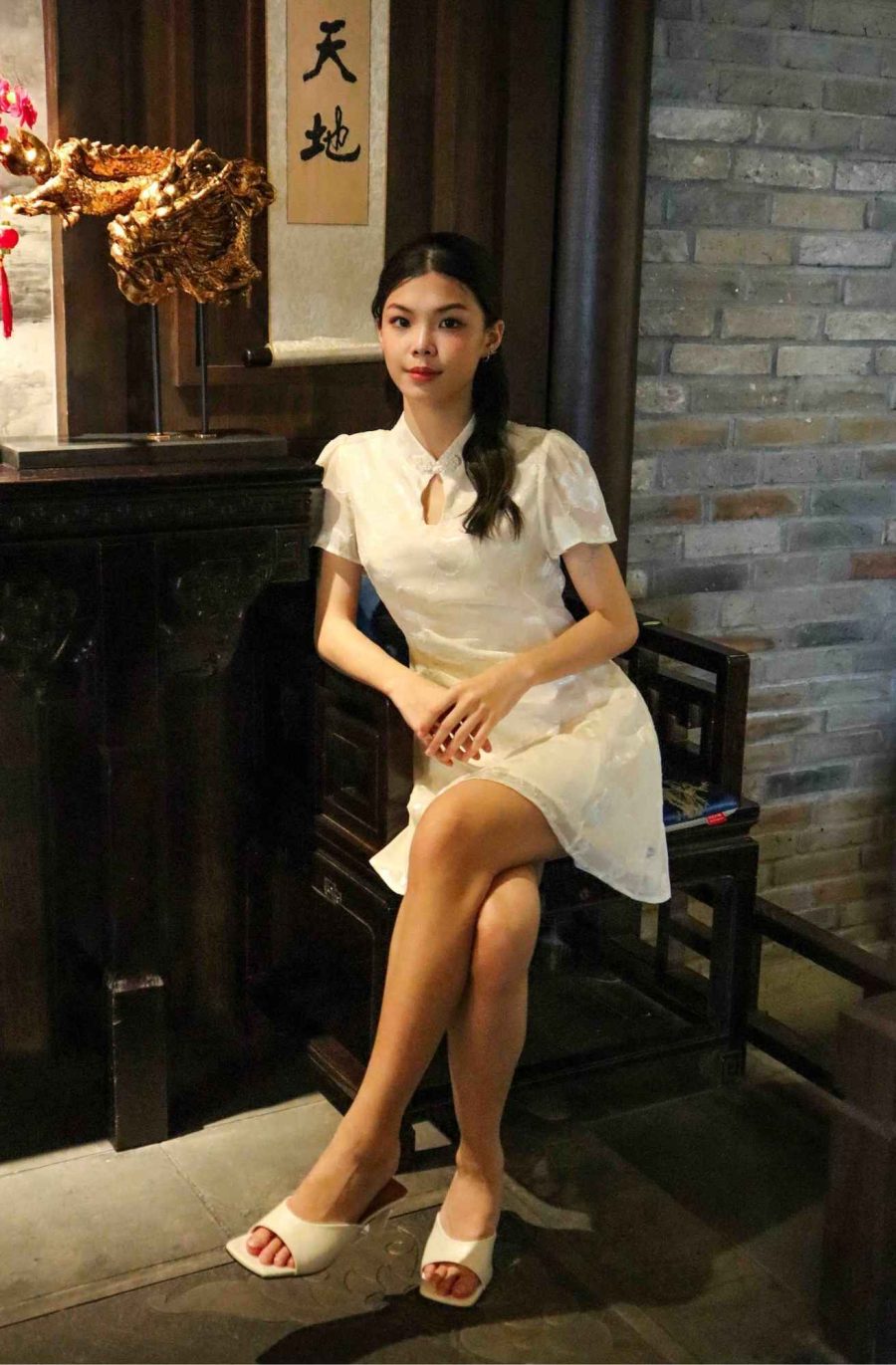 Floral Embroidered Mesh Cheongsam - Image 4