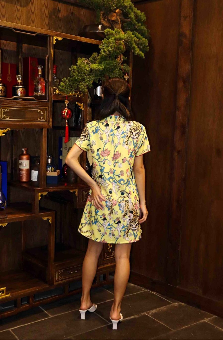 Oriental Print Oversize Cheongsam - Image 3
