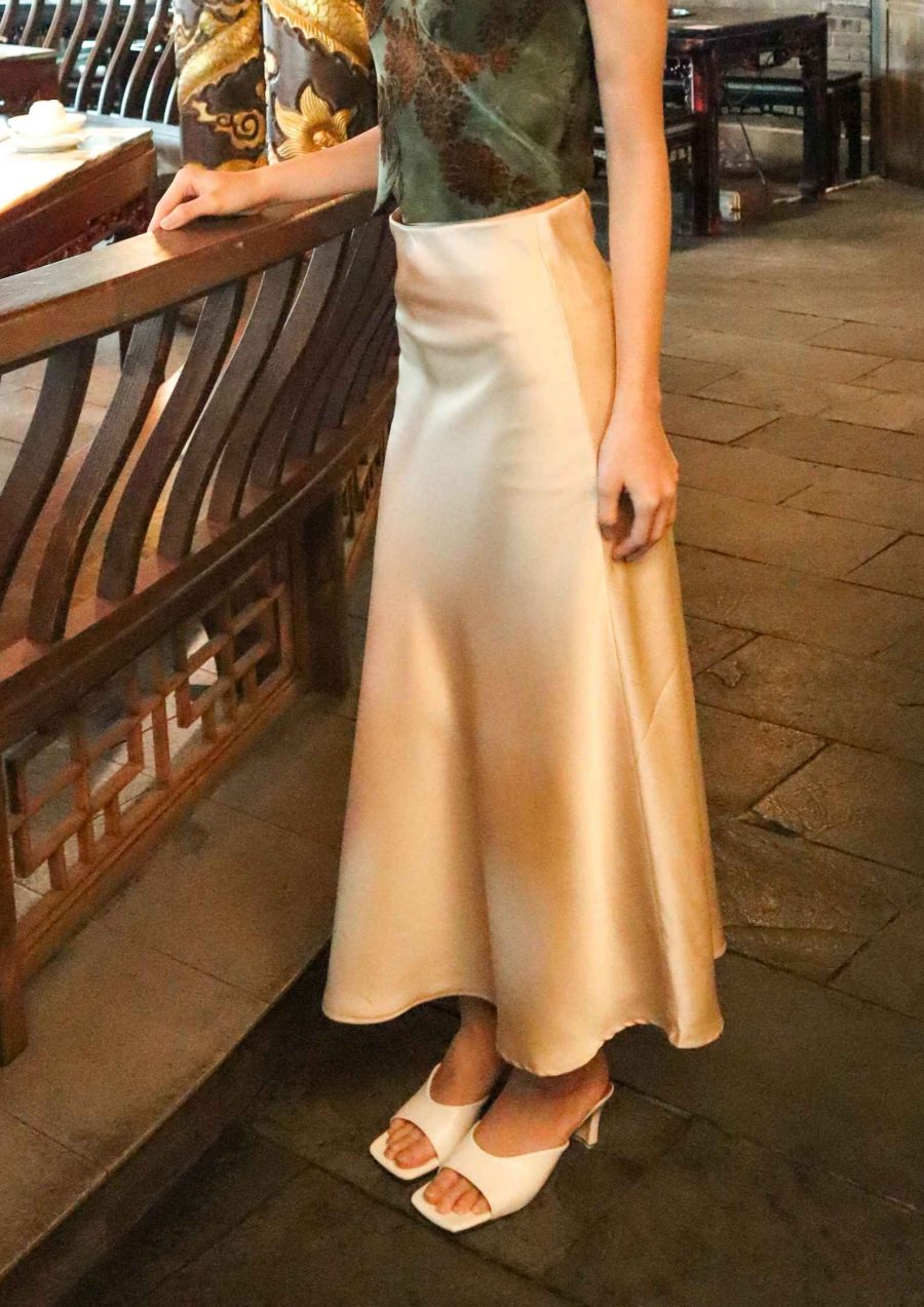 HIGH WAIST SILK MERMAID SKIRT - Image 2