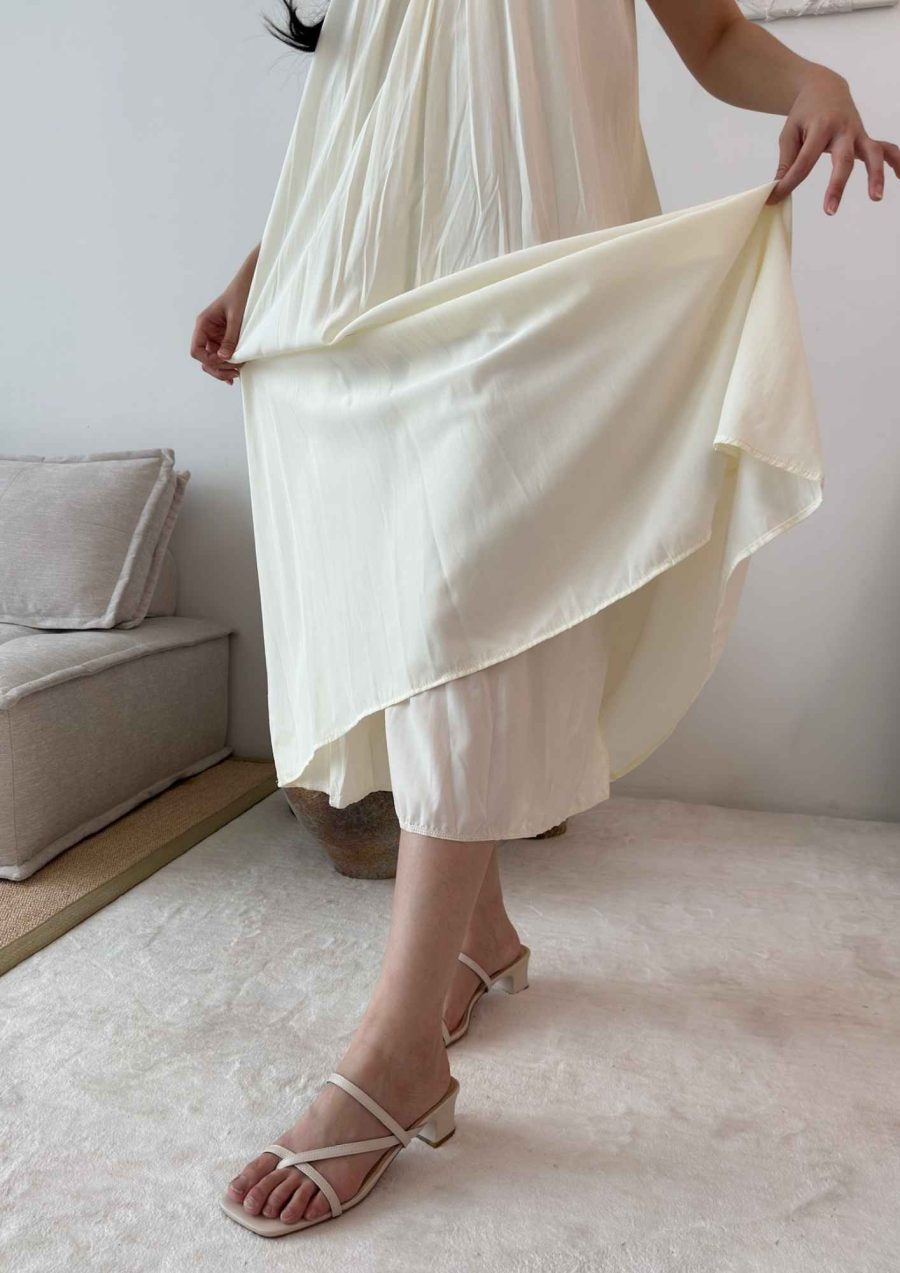 Front Tie Pleated Dress - Image 4