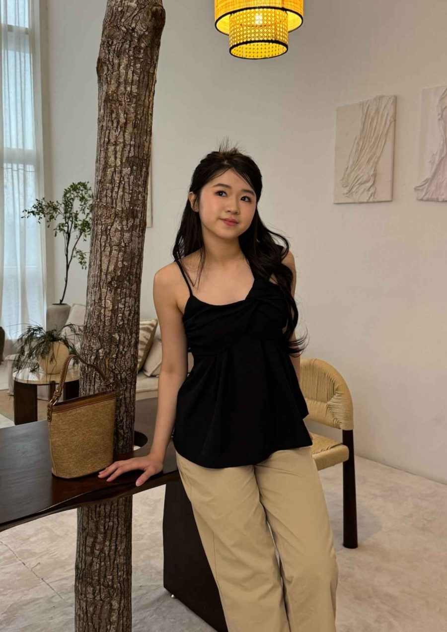Front Twist Linen Top