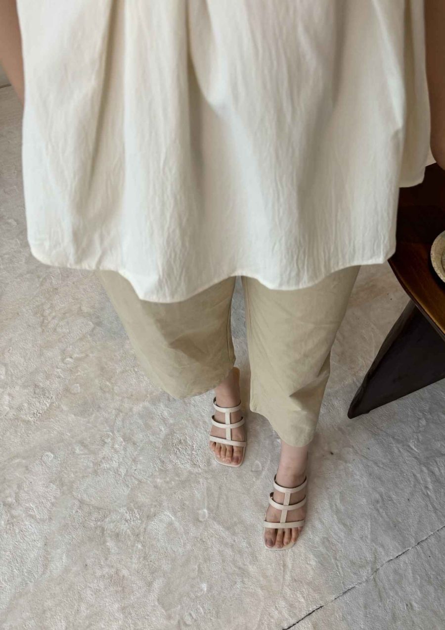 Front Twist Linen Top - Image 5
