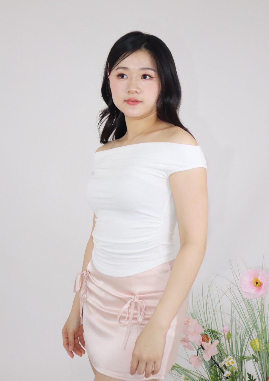 Off Shoulder Ruched Top - Image 2