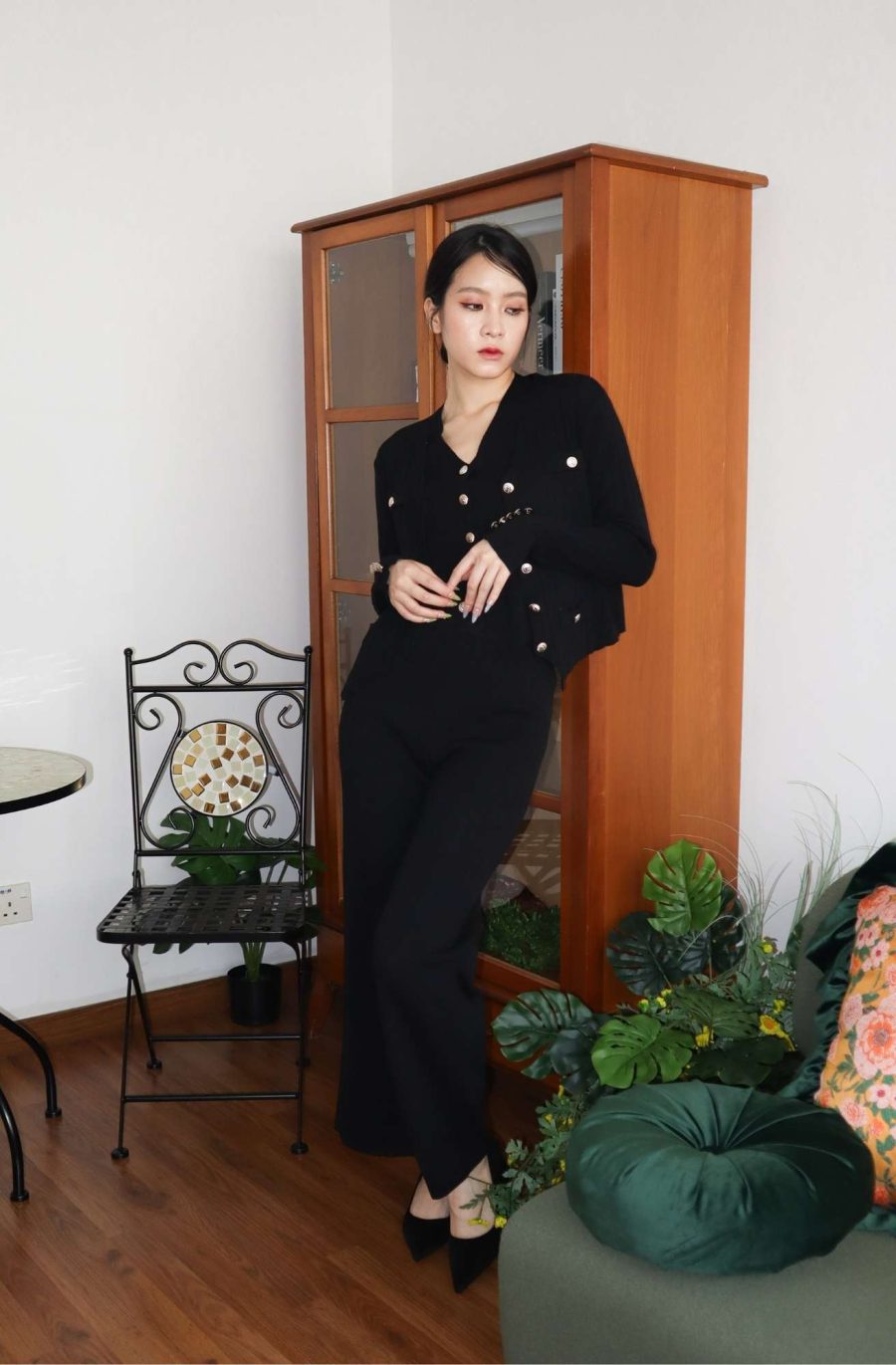 Rib-Knit Sets w Gold Buttons - Image 15