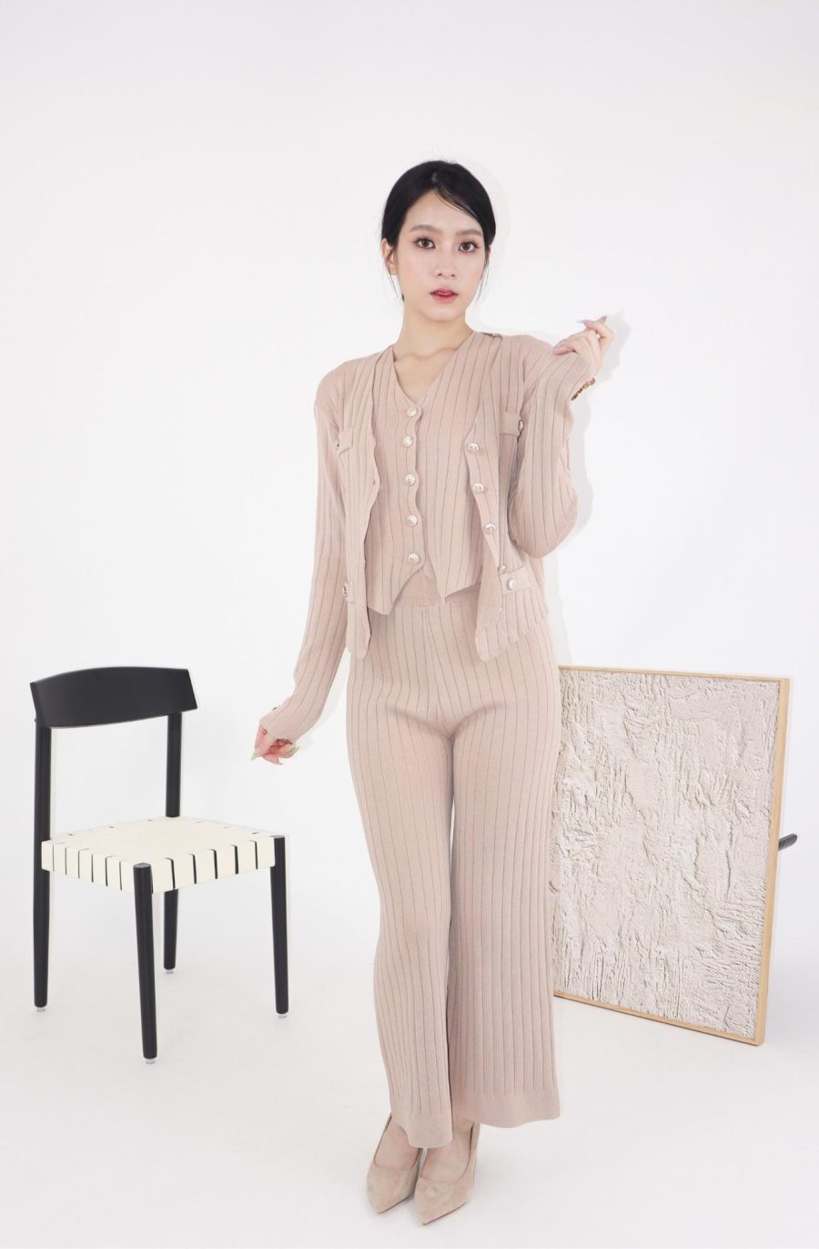 Rib-Knit Sets w Gold Buttons