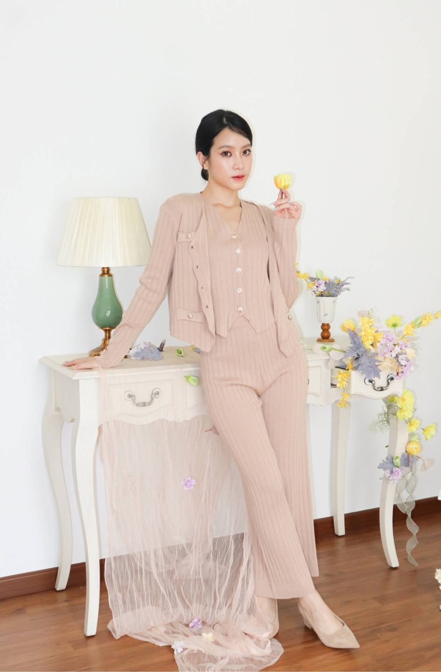 Rib-Knit Sets w Gold Buttons - Image 15